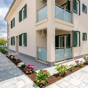 Apartament Divine, Baška